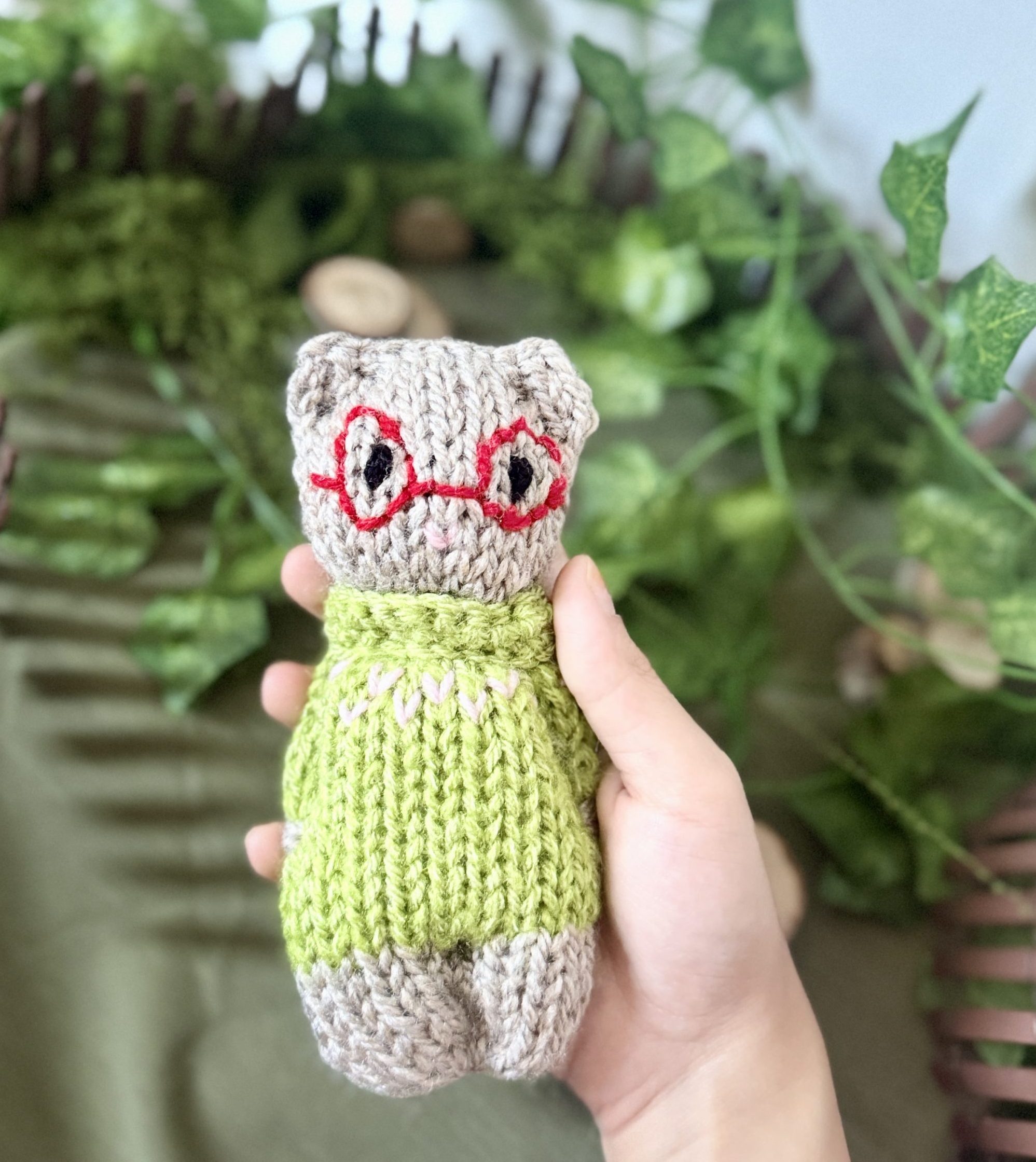 handmade knitted pocket cat with glasses - Image 2